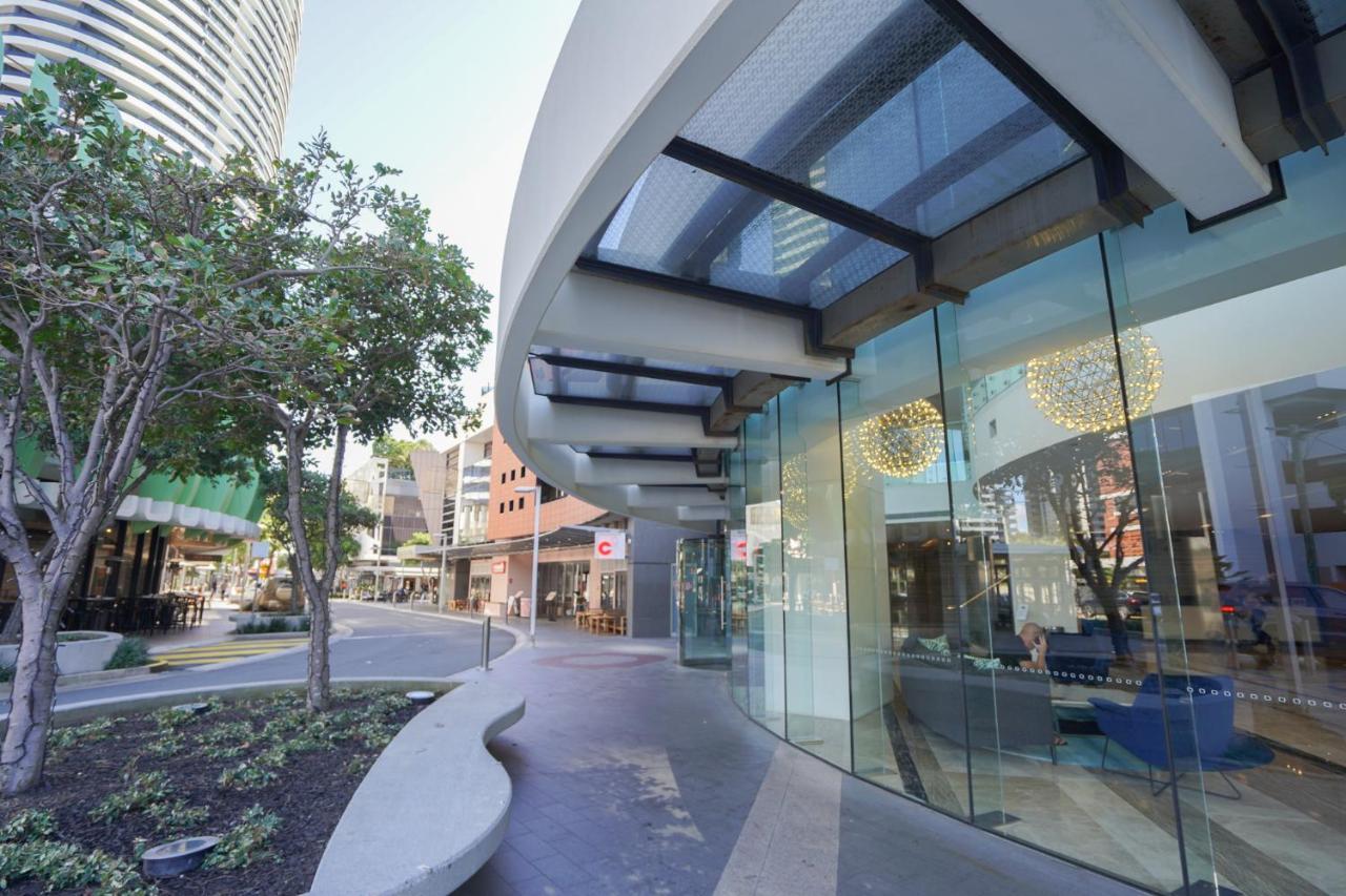 Oracle Broadbeach - Amazing Ocean Views!